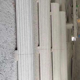 伊春 花岗岩厂家带你看白麻花岗岩门楼大柱柱皮