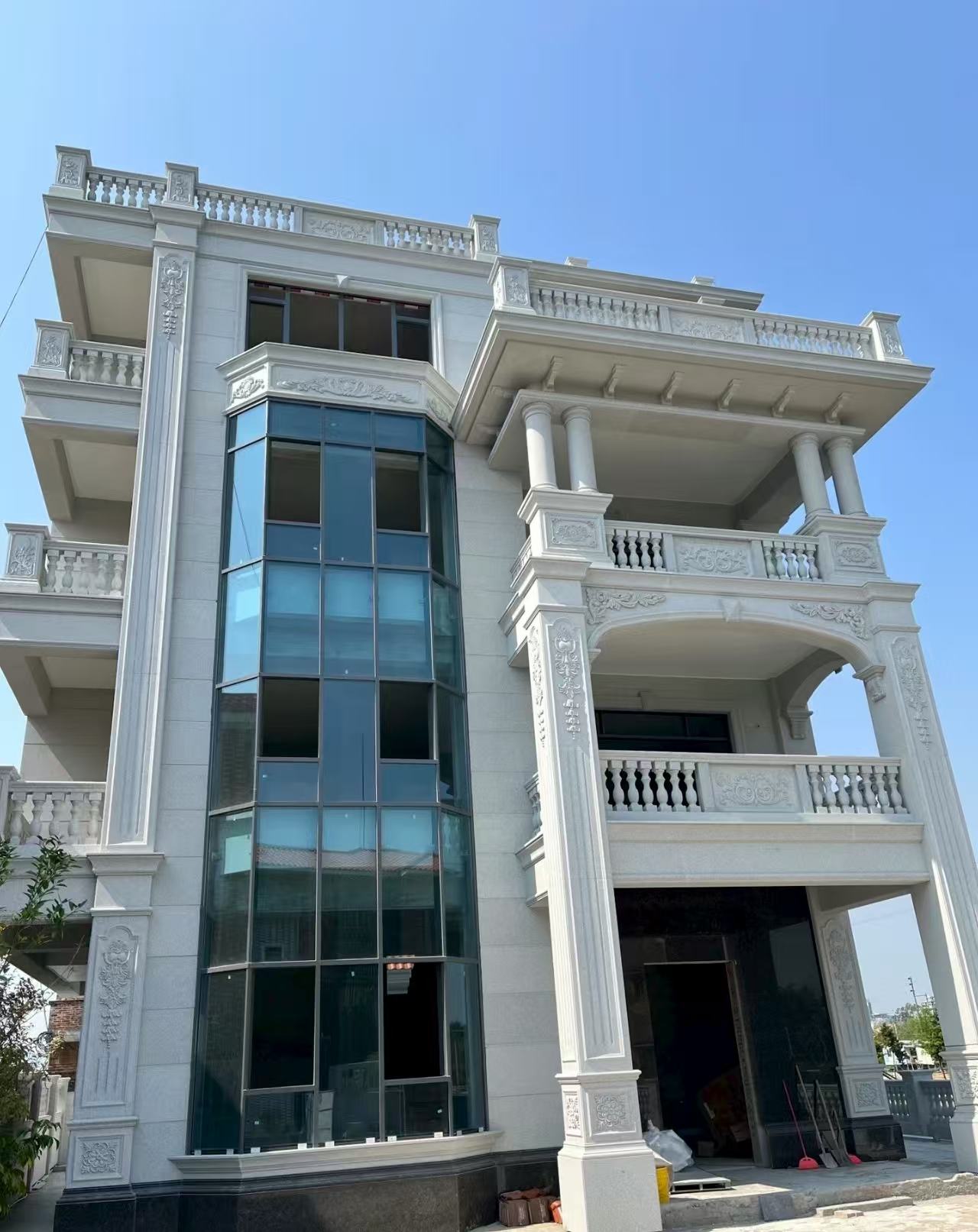 伊春 白麻花岗岩别墅外墙干挂效果展示