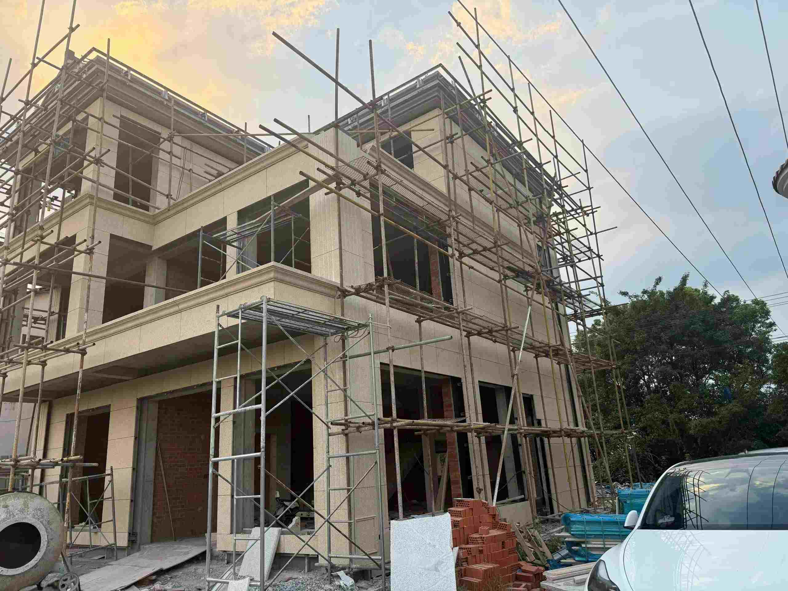 伊春 黄金麻荔枝面花岗岩外墙干挂