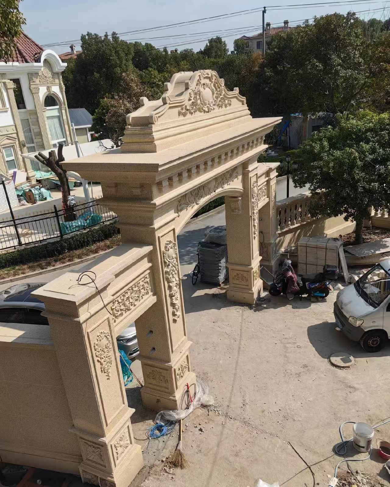 伊春 黄金麻荔枝面花岗岩别墅门楼