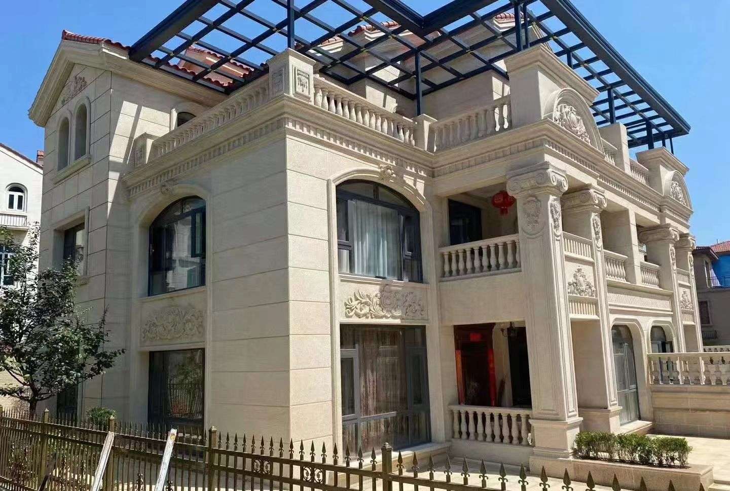 伊春 黄金麻花岗岩荔枝面别墅外墙干挂