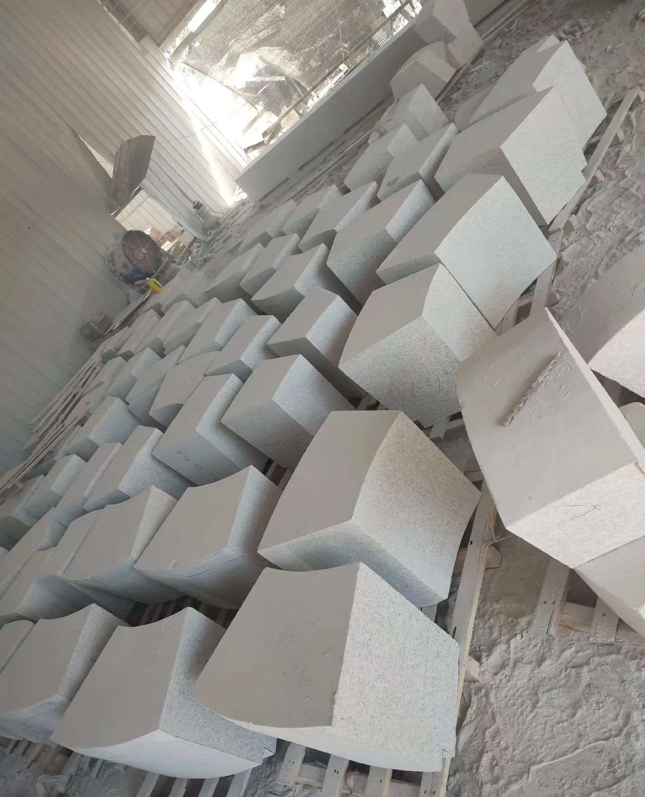 伊春 白麻花岗岩异形坐凳