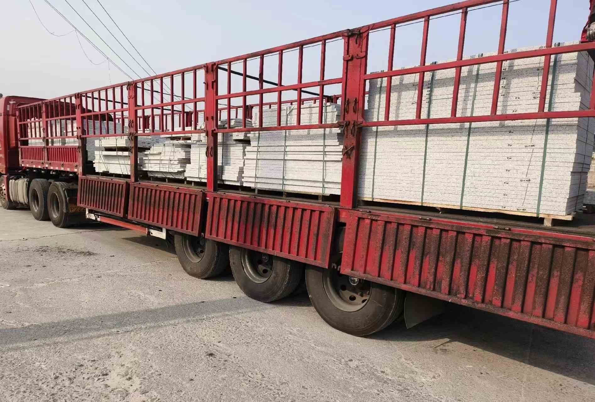 伊春 白麻荔枝面外墙干挂，工厂装车日常