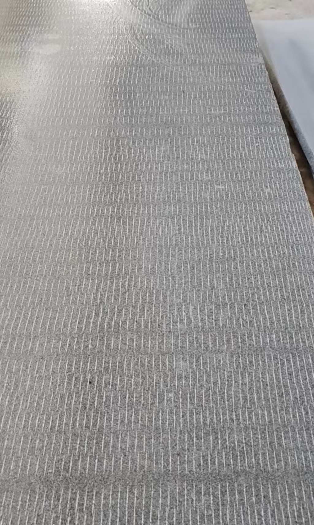 伊春 芝麻灰花岗岩斧剁面，刀斩面