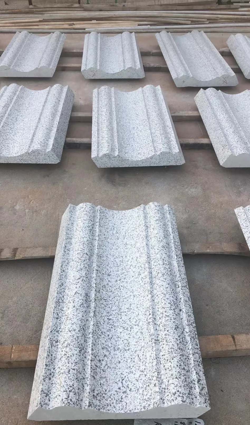 伊春 白麻花岗岩光面别墅线条