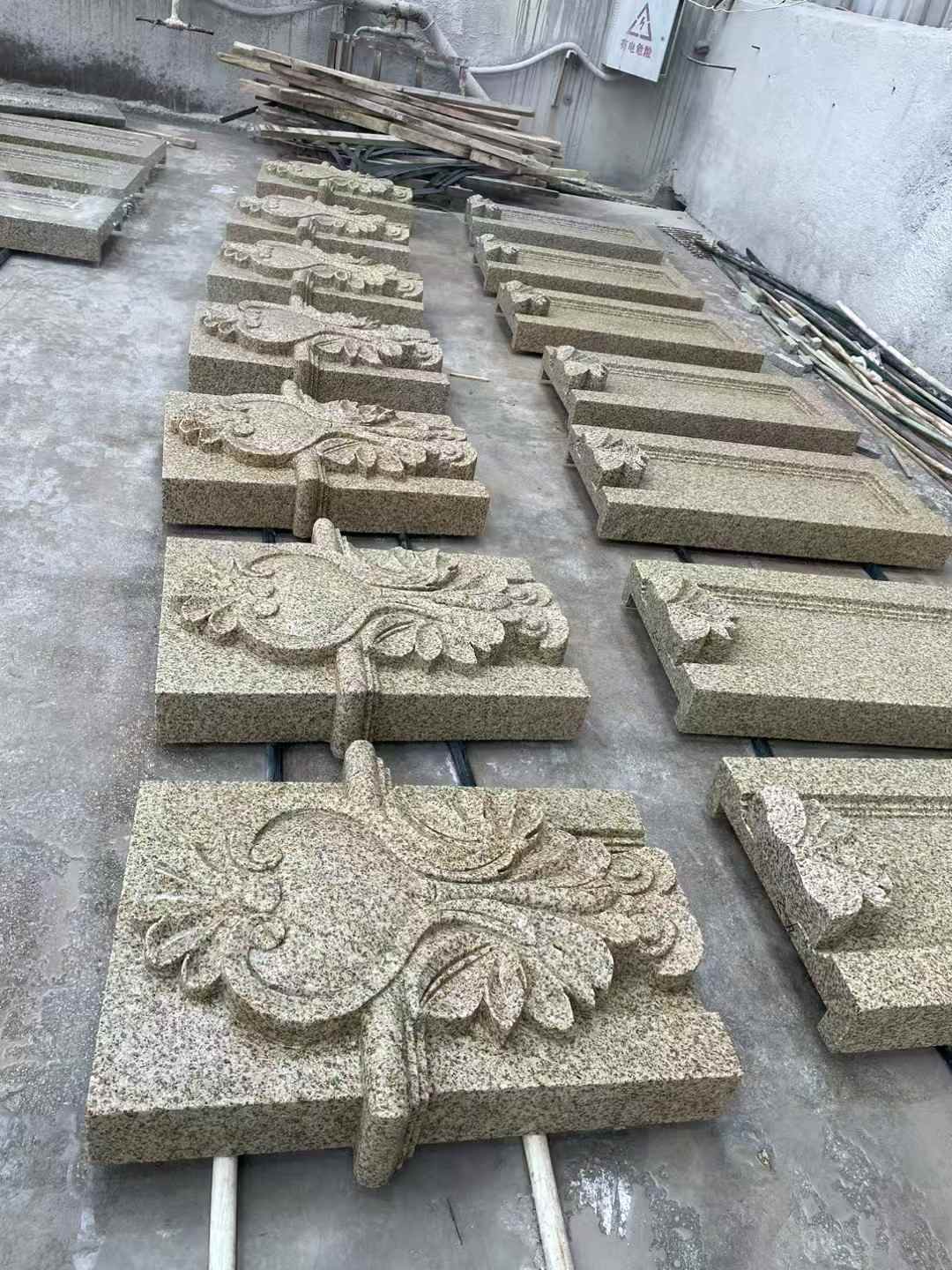 伊春 黄金麻花岗岩别墅外墙雕刻板