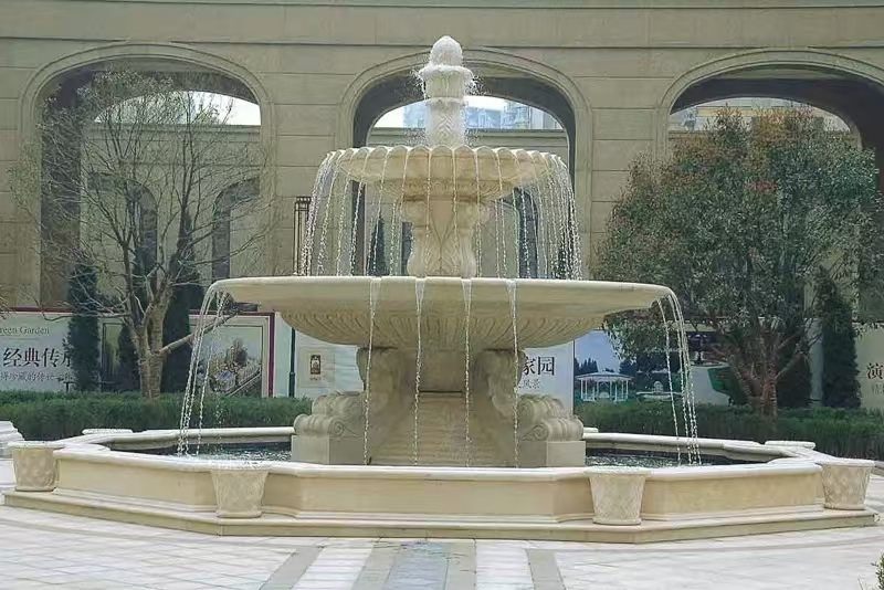 伊春 黄金麻花岗岩异型加工——户外庭院石雕流水喷泉