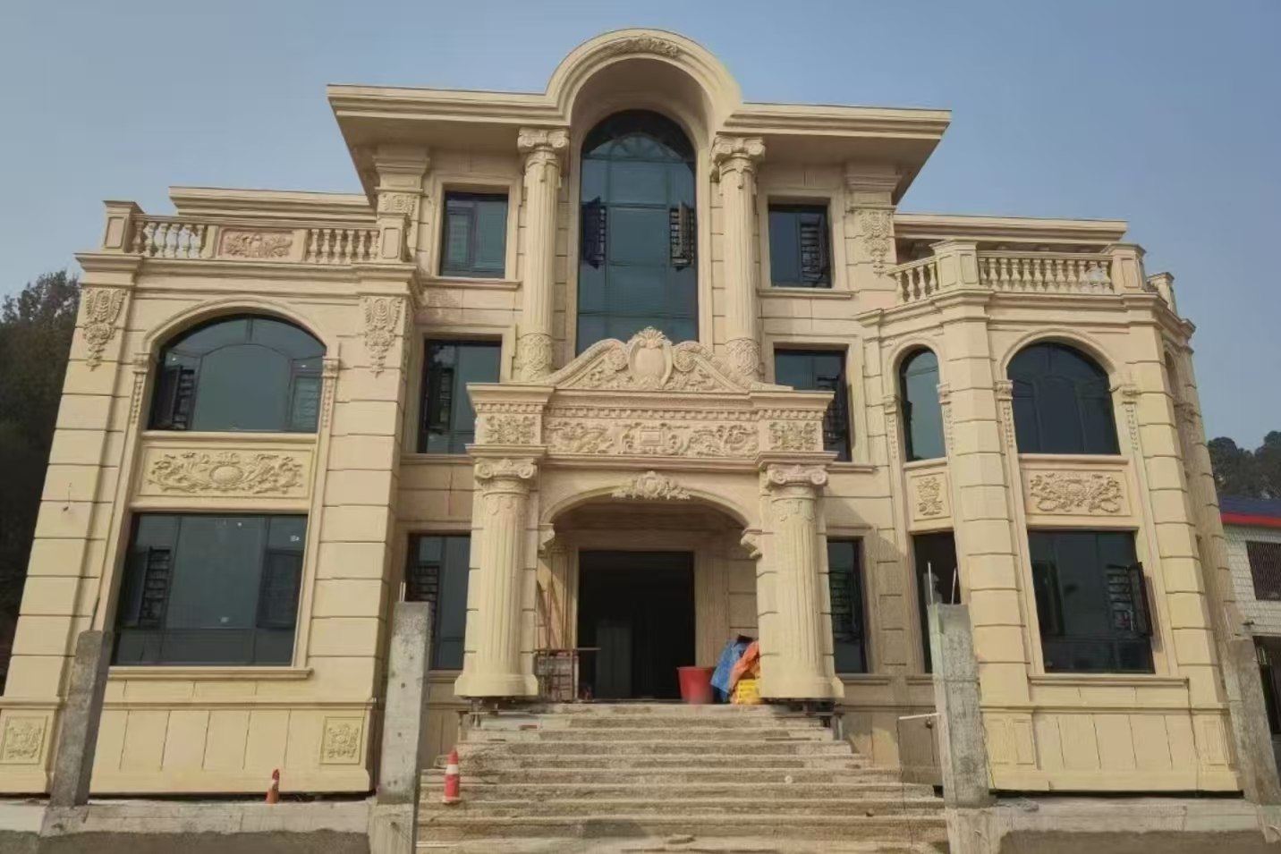 伊春 黄金麻花岗岩别墅外墙干挂